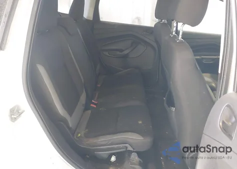 2014 Ford Escape S z USA, uszkodzony, nr VIN 1FMCU0F76EUB53743